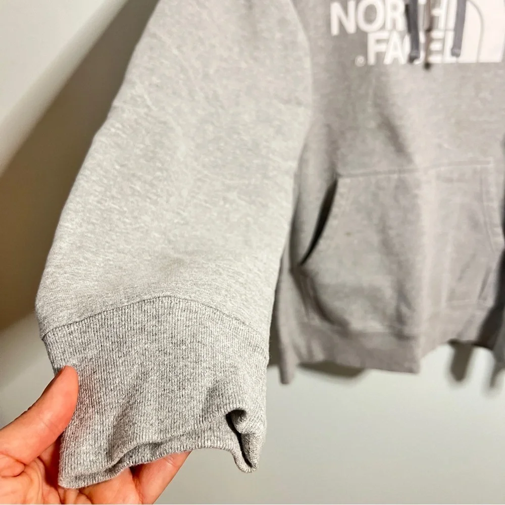 The North Face Gray Hoodie Sweatshirt Casual Comfort